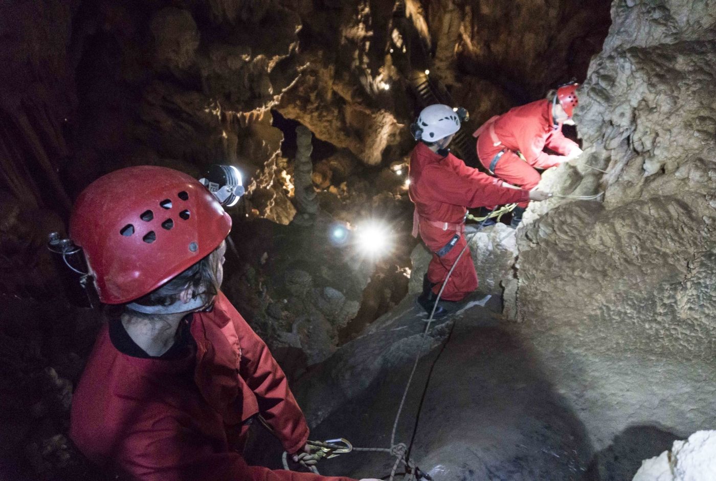 speleologie_vertige_souterrain_aven_d_orgnac_ludovic_fremondiere.jpg