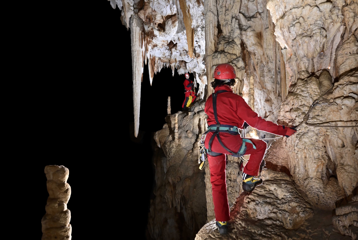 vertige_souterrain_initiation_speleologie_aven_orgnac_credit_phillipe_crochet.jpg