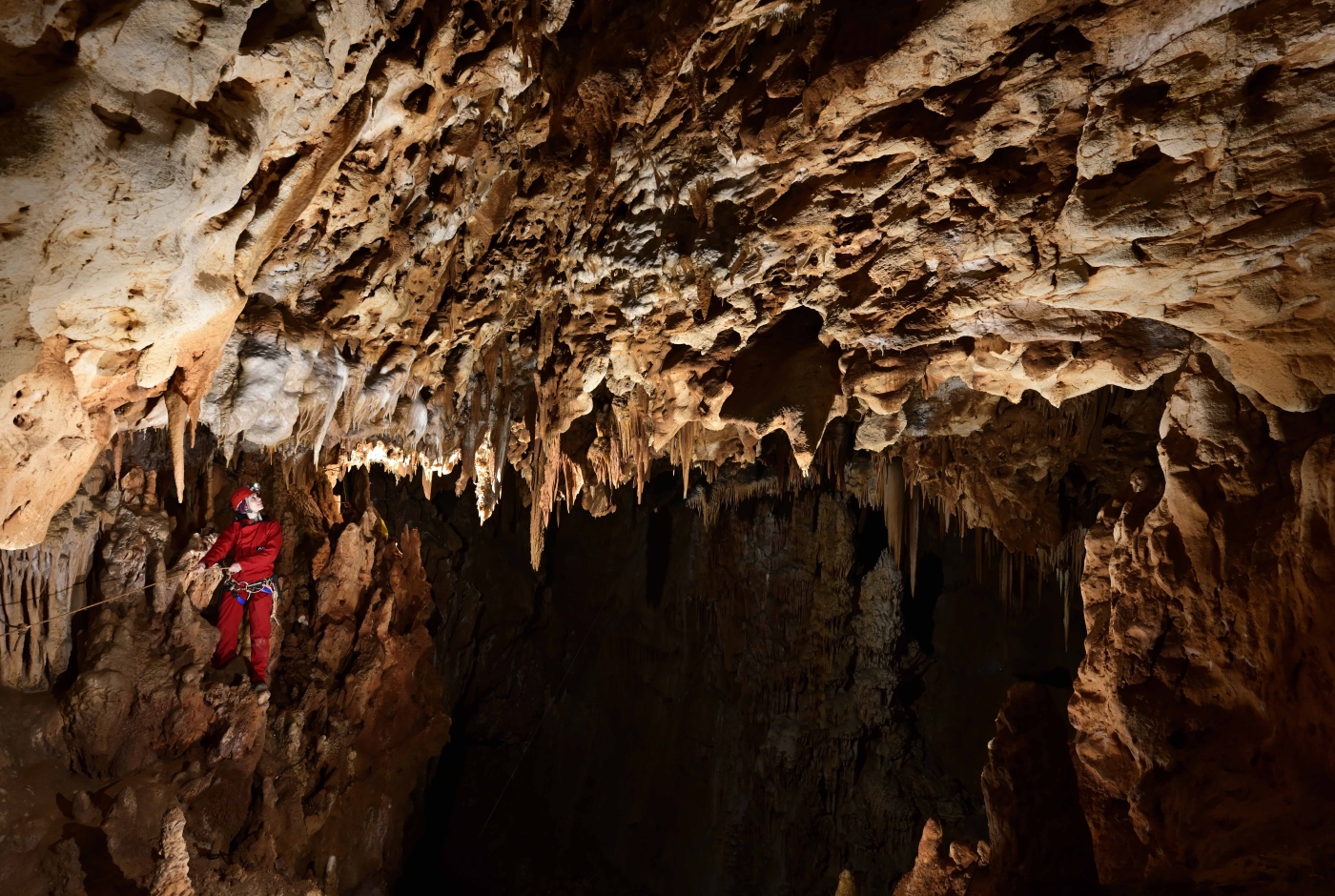 vertige_souterrain_plafonds_aven_orgnac_ardeche_credits_philippe_crochet.jpg